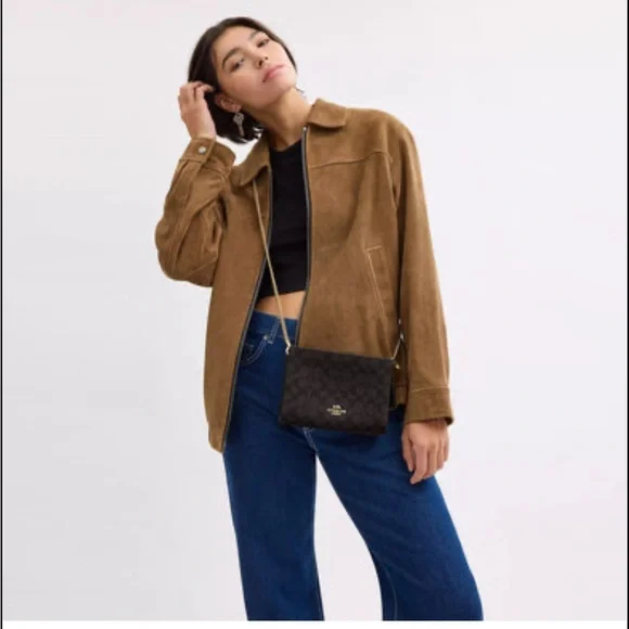 Coach Brown Crossbody Bag limited edition 🤎🧡